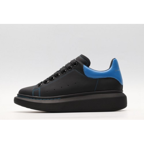 AMQ black oversized sneakers with blue heel