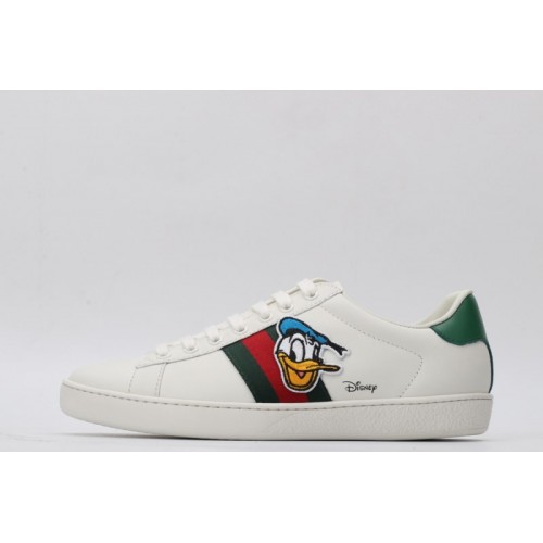 Women s Disney x G*UCCI Donald Duck Ace sneaker